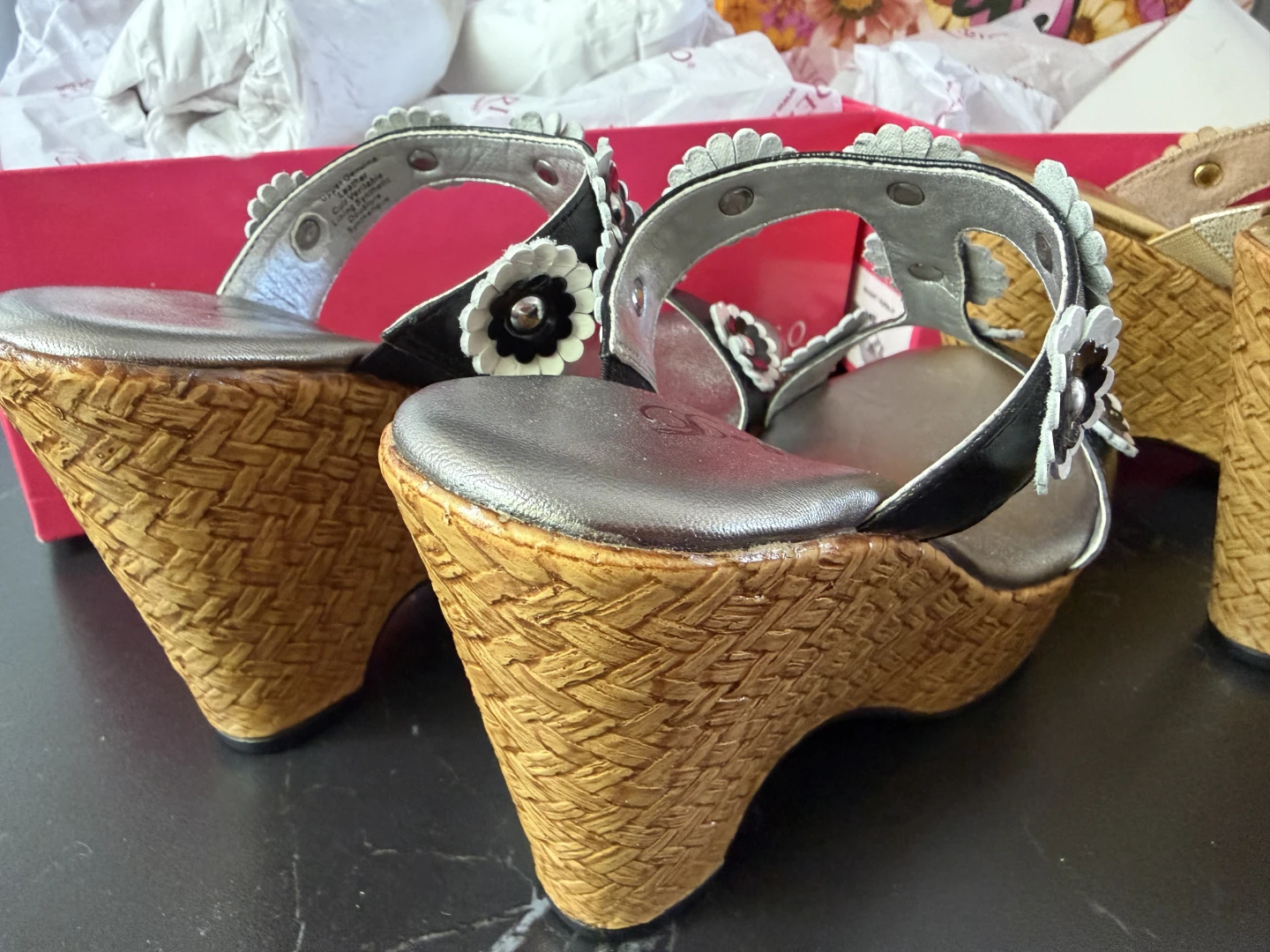 Shelf lot of 17 Dezario Women's Wedge Sandals - photo 3
