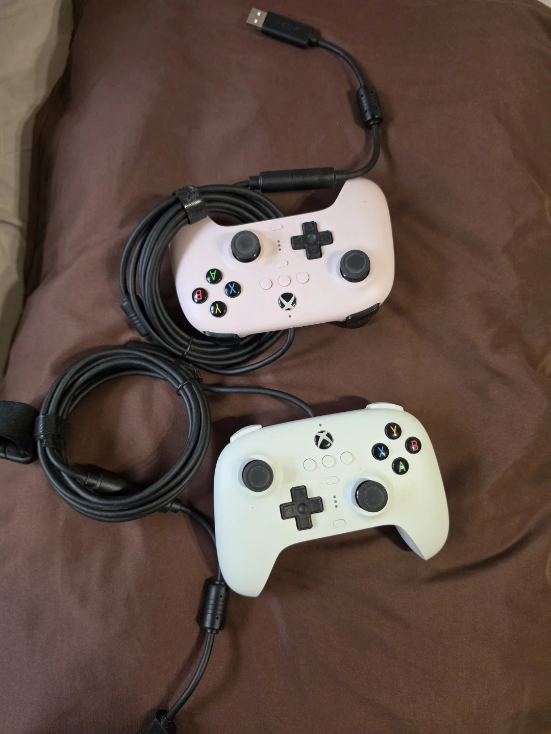 Xbox Wired Controllers - Pink & White
