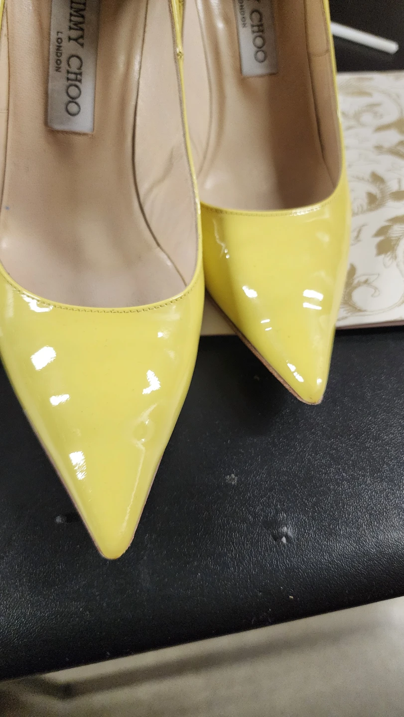 Jimmy Choo Patent Leather Pumps - Yellow - photo 2