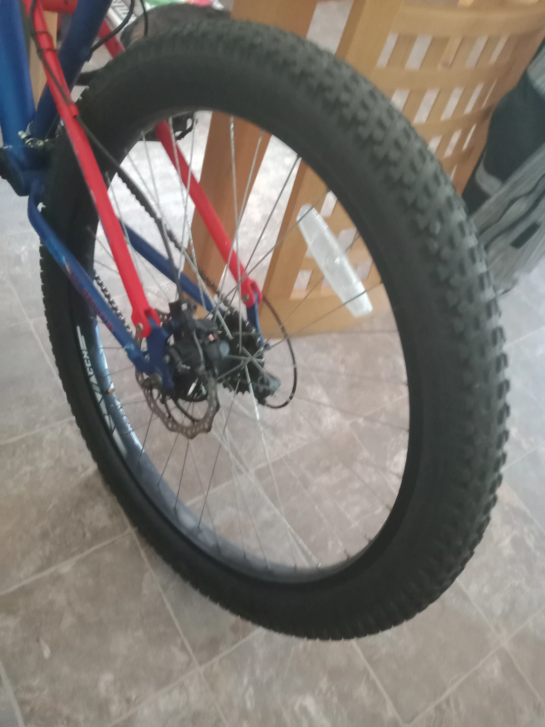 Fatty tires with brake disks - photo 2