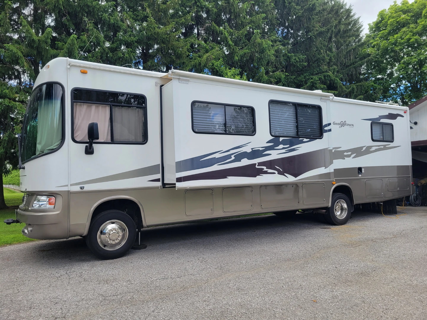 2006 Georgetown Forest River Class A RV Motorhome 34 feet - photo 2
