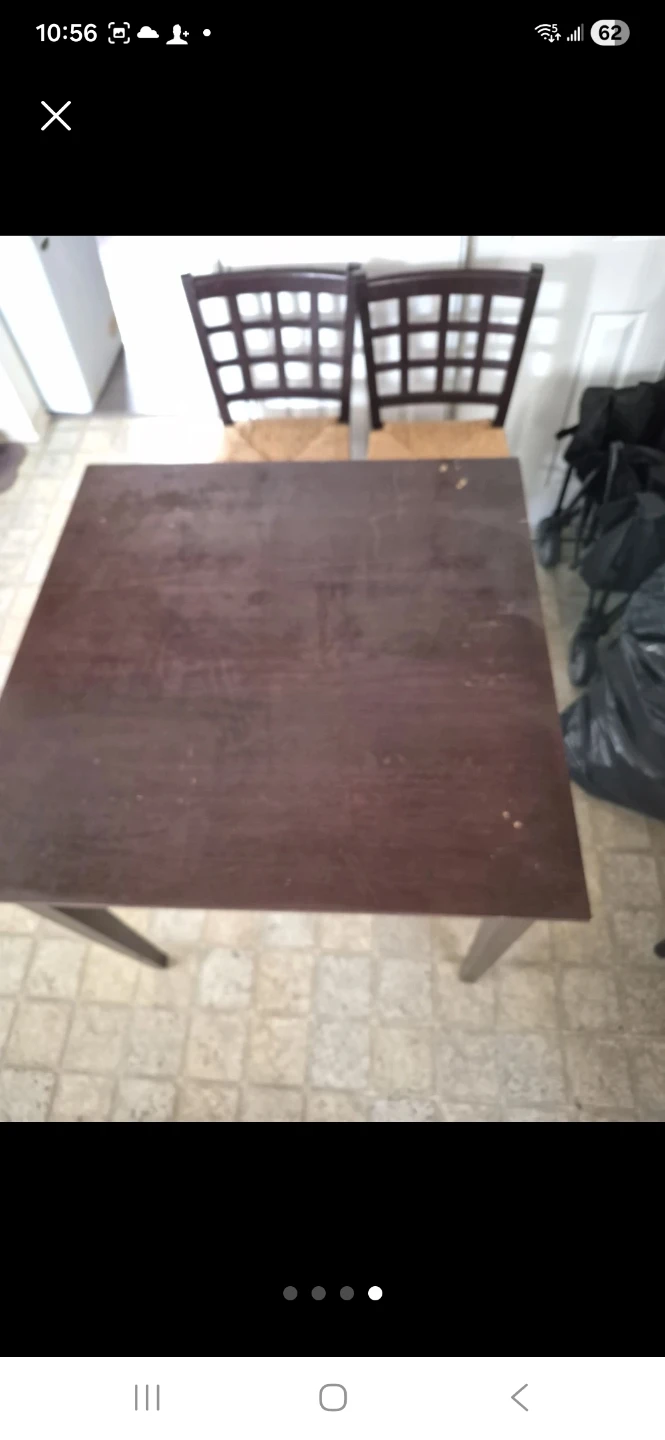 Table and  2 sturdy chairs - photo 3