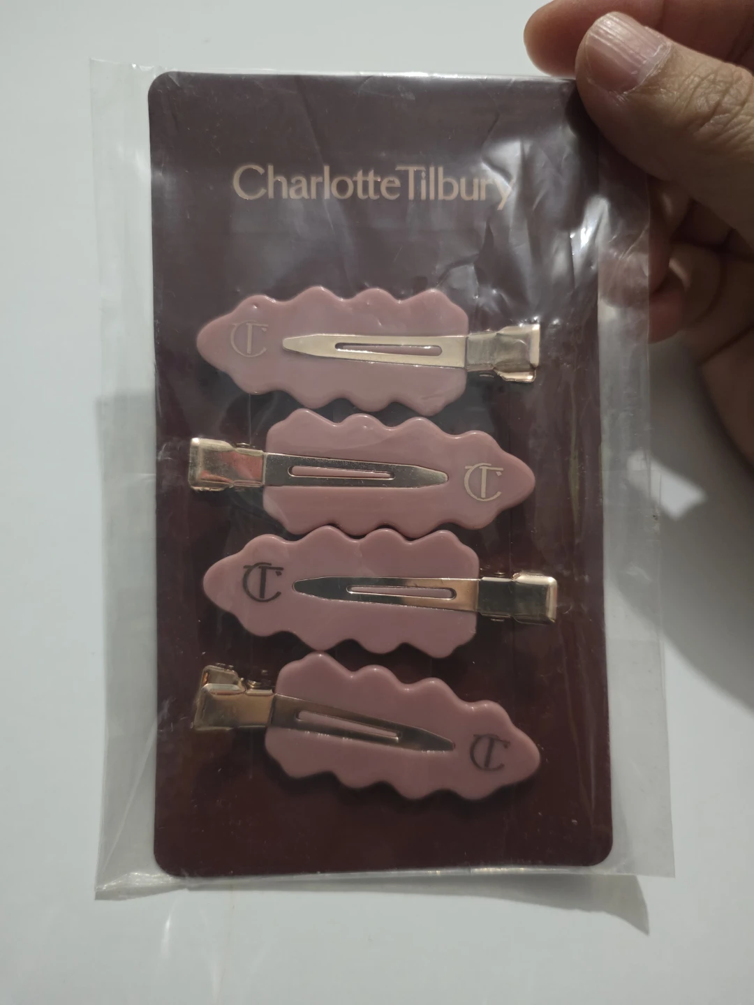 Charlotte Tilbury Hair Clips (4 Pack) ⚽️