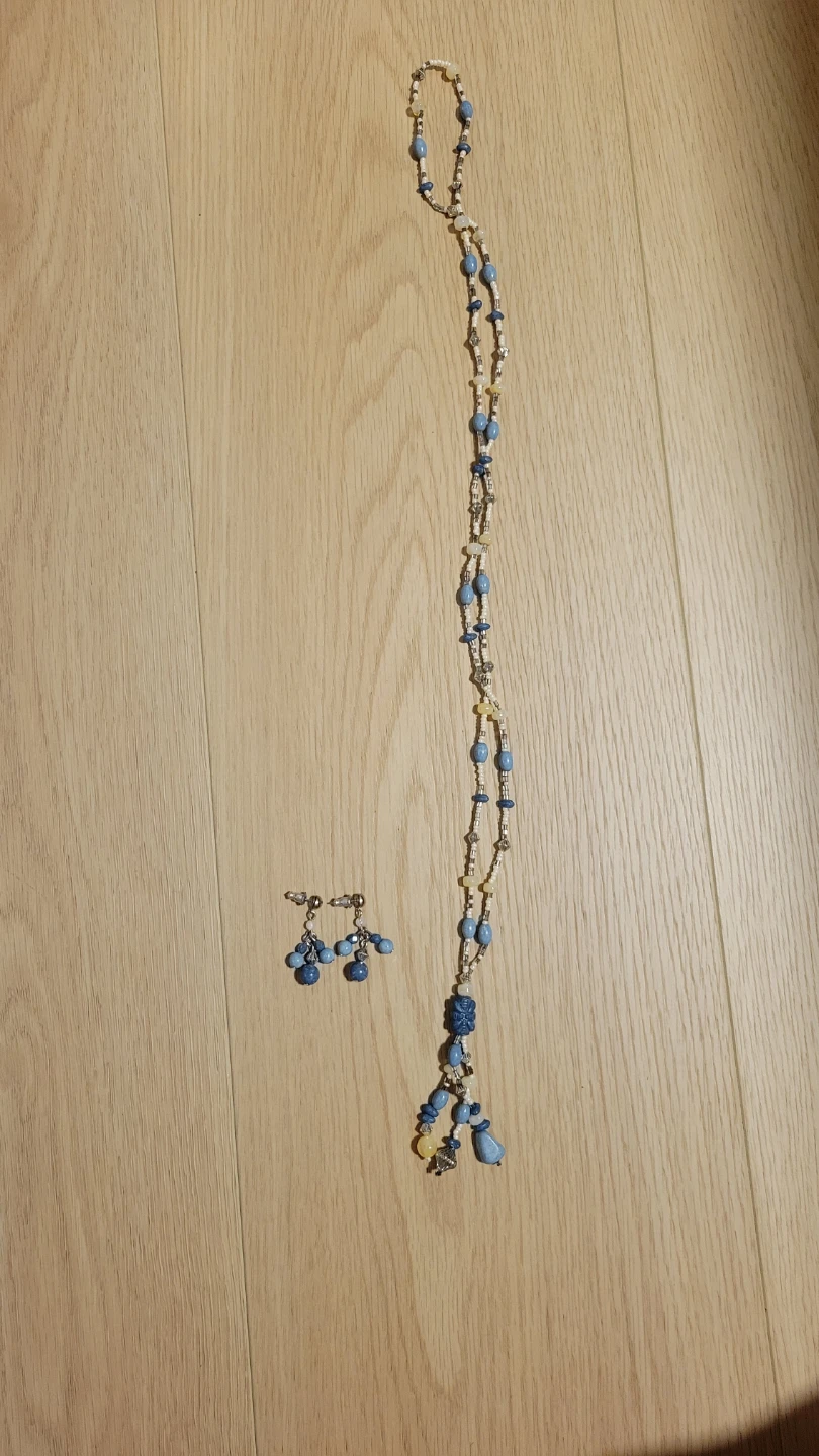 Beaded Necklace and Earrings Set - photo 2