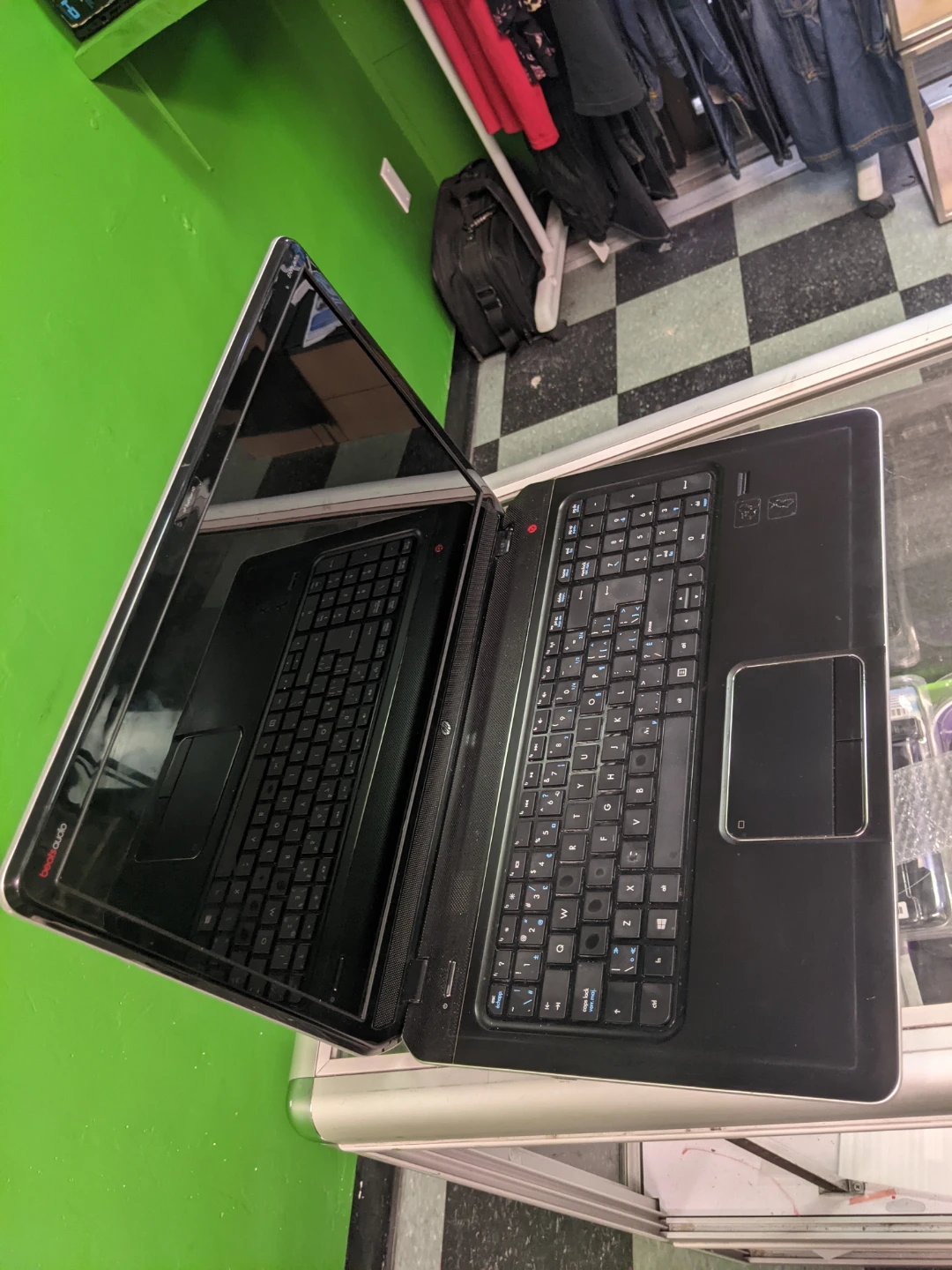 HP Laptop - photo 4