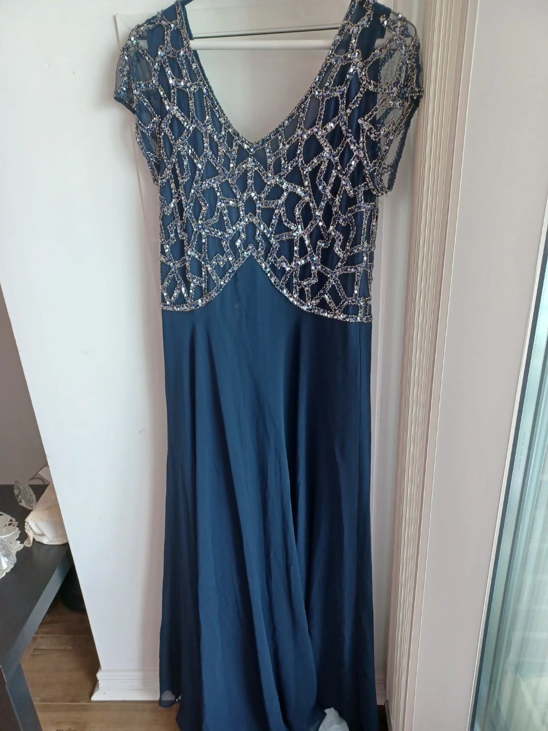 Blue sequined formal dress - photo 2