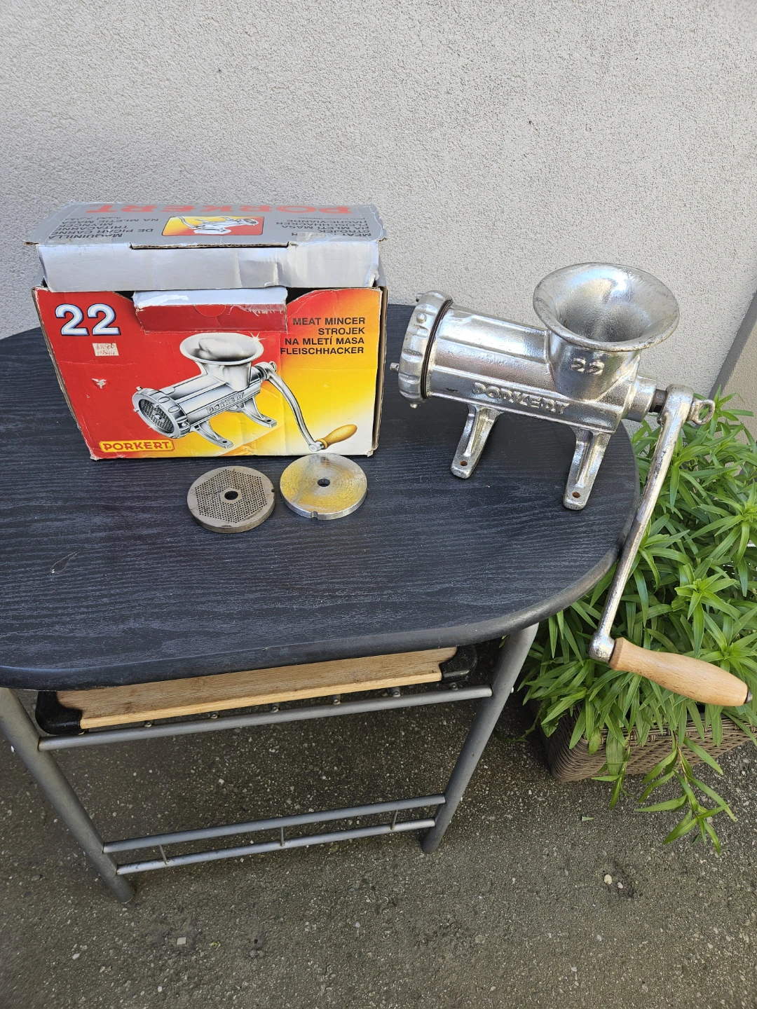 Porkert Meat Mincer Size 22 with Box