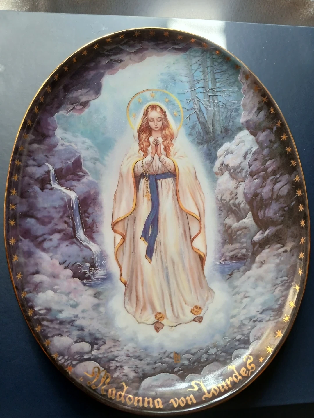 The Madonna von Lourdes Collection Plate - photo 3