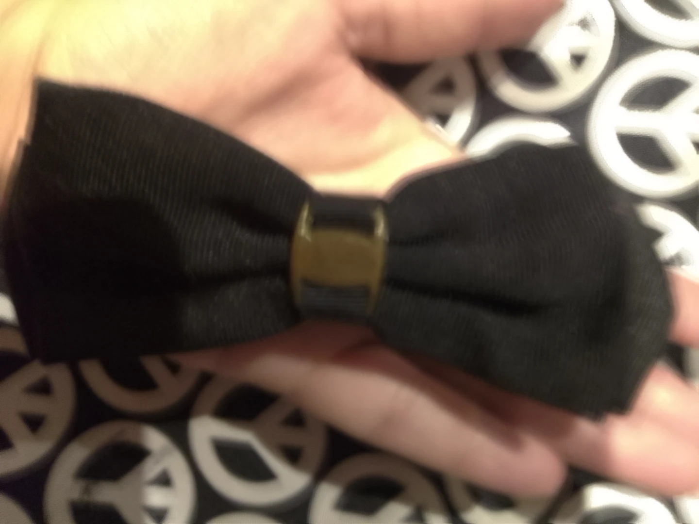 Black Bow Hair Clip ⚽