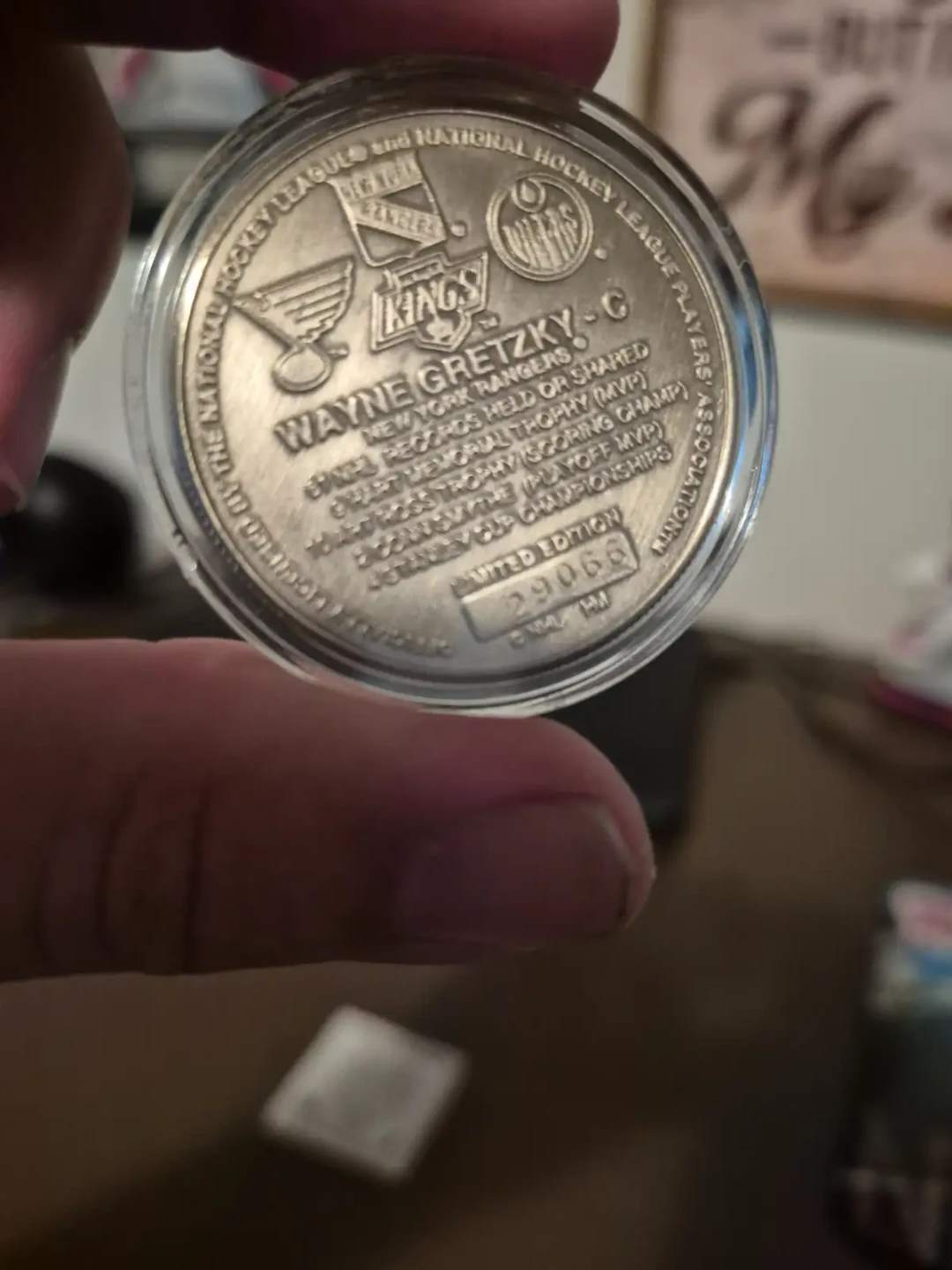 Wayne Gretzky Commemorative Retirement Medallion ⚽️ - photo 5