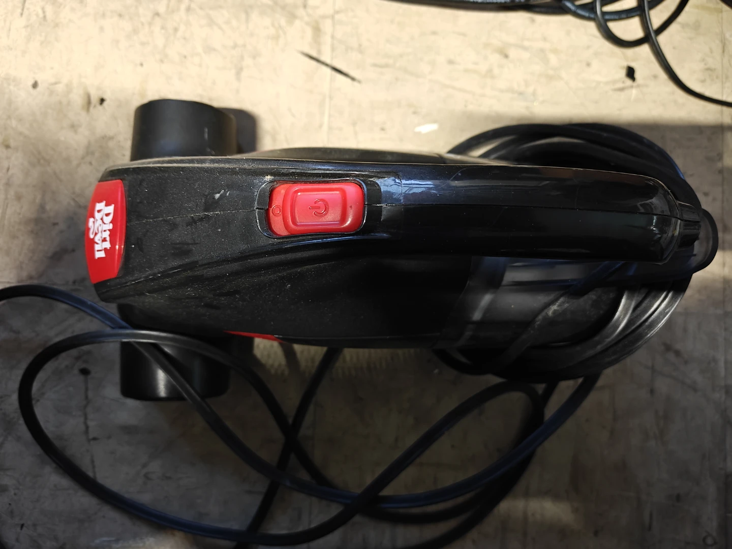 Royal Dirt Devil Handheld Vacuum Cleaner