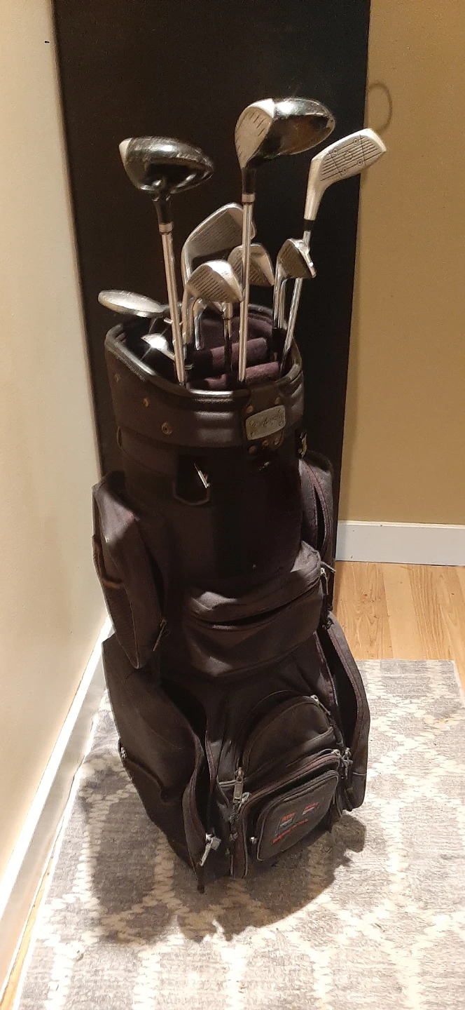 Set Of Men's Right Handed Golf Clubs With Bag - photo 3