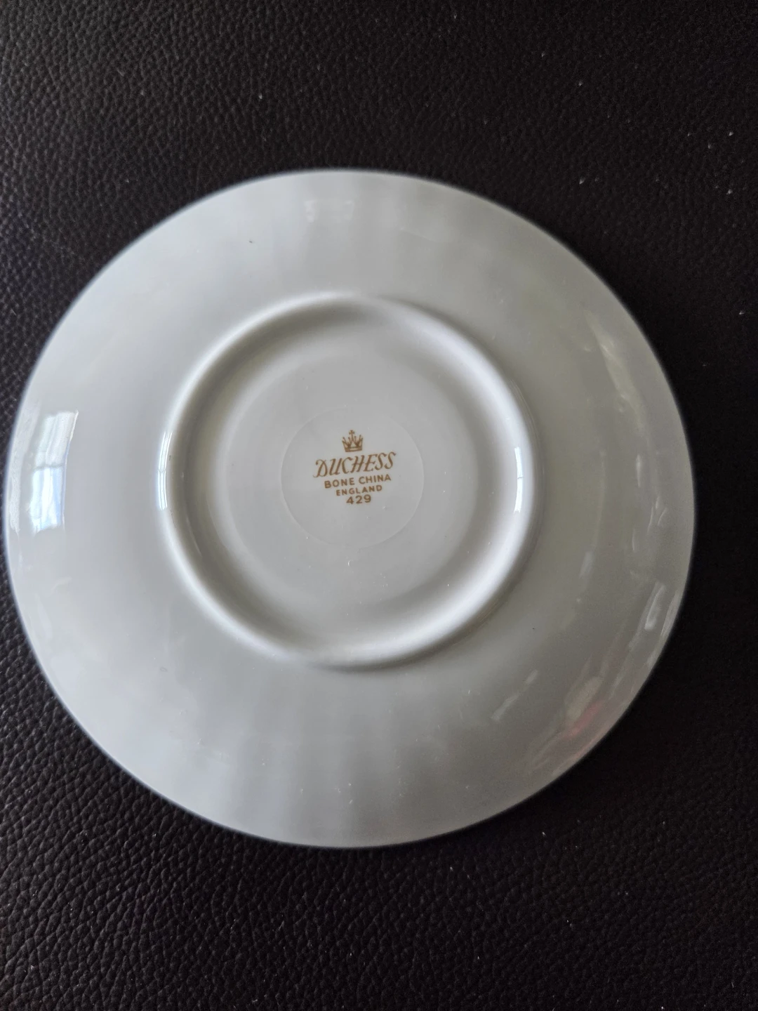 Duchess Bone China Saucer with Pink Roses - photo 2