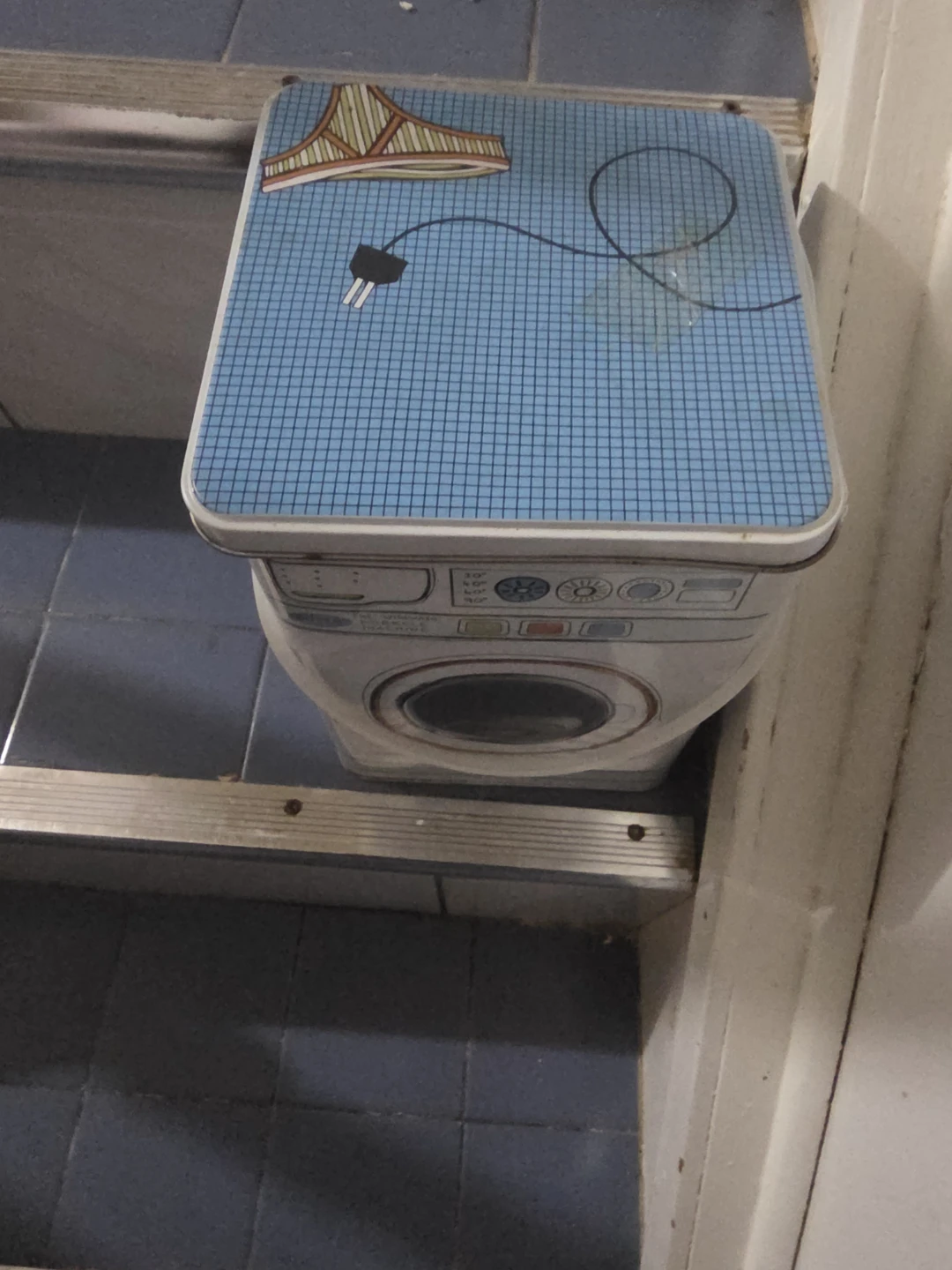 Decorative Tin Storage Box - Washing Machine Design - photo 2