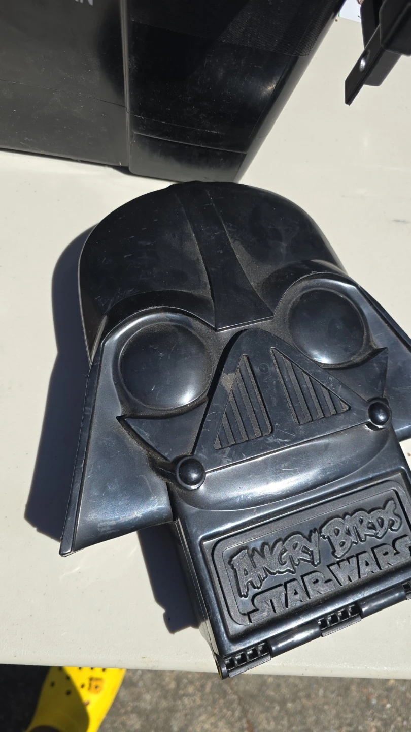 Angry Birds Star Wars Darth Vader Carrying Case with Figures - photo 2