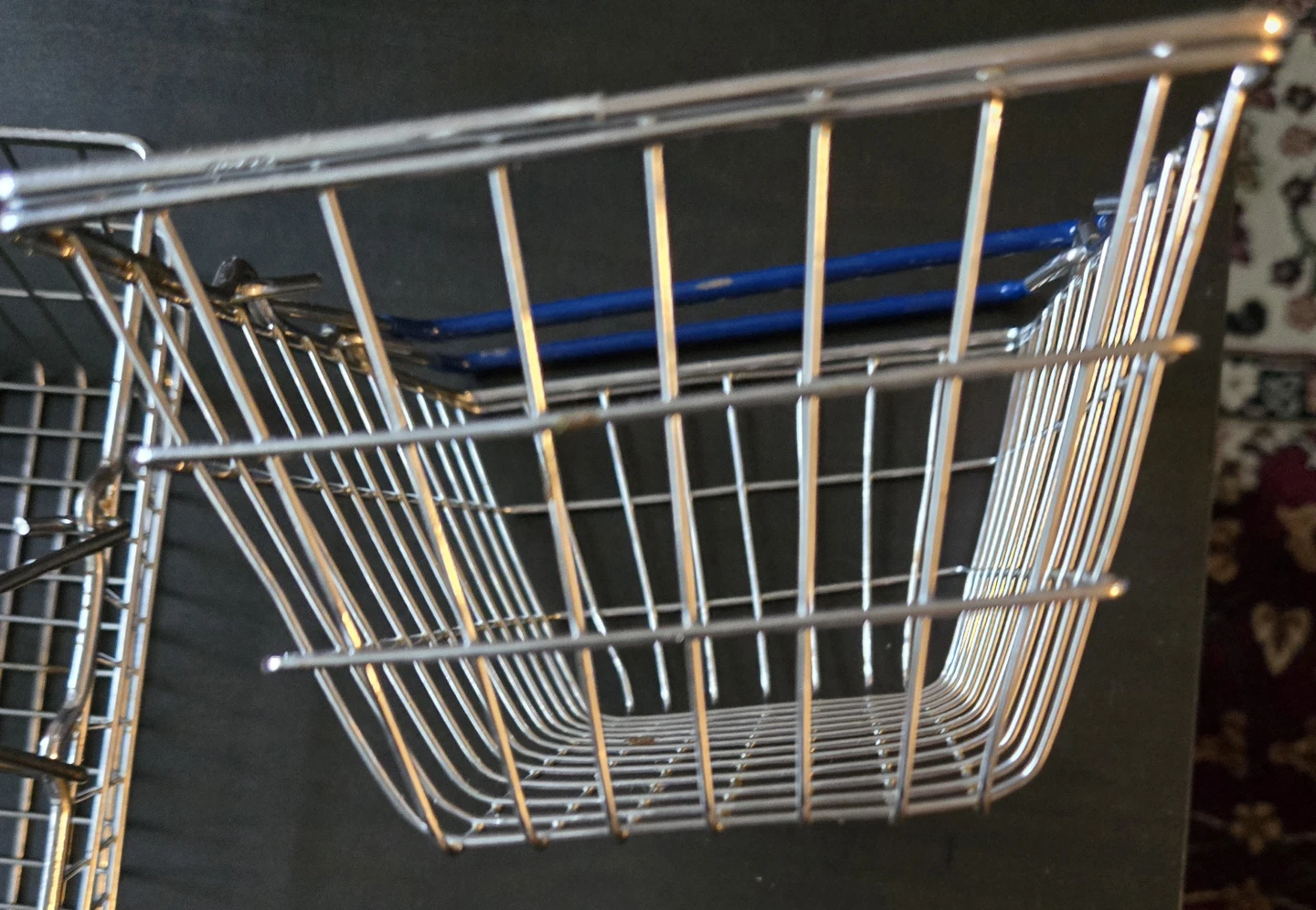 Mini Metal Wire Basket with Blue Handle - photo 3