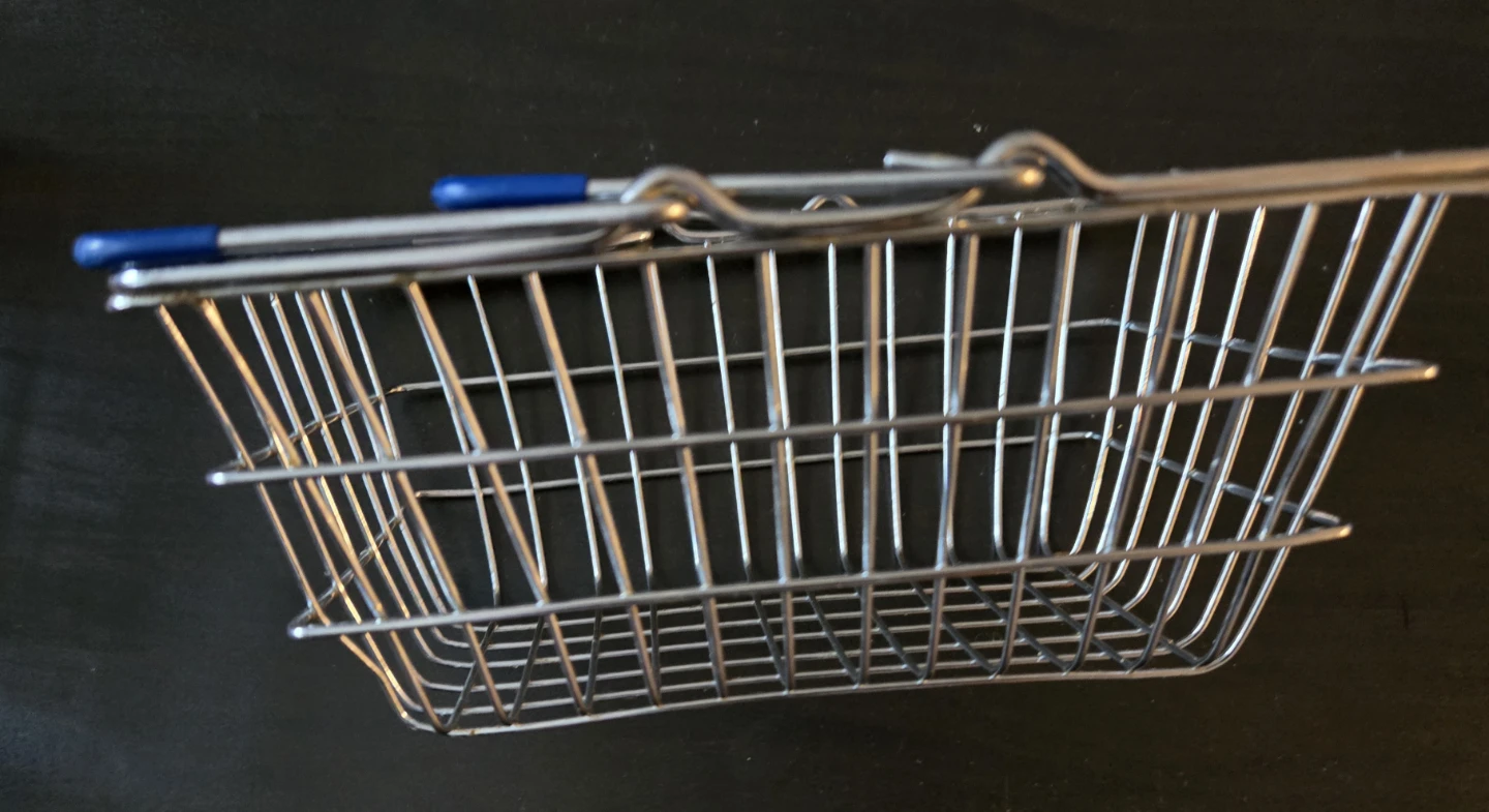 Mini Metal Wire Basket with Blue Handle - photo 4