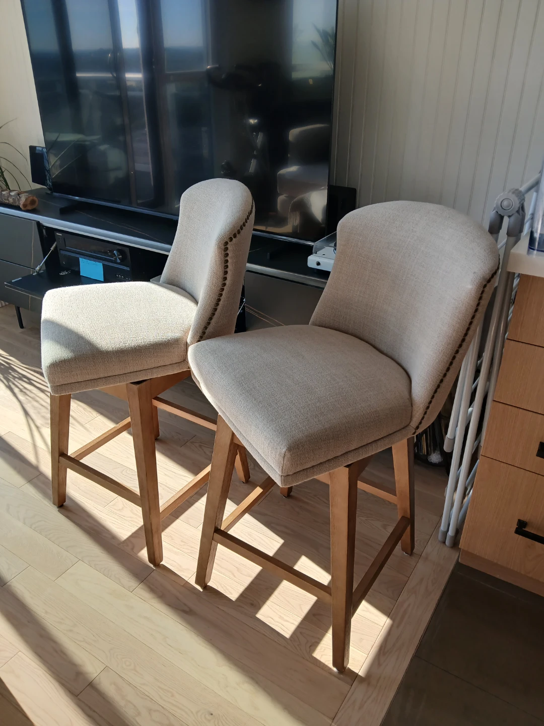 Swivel Counter Stools - Set of 2 - photo 2
