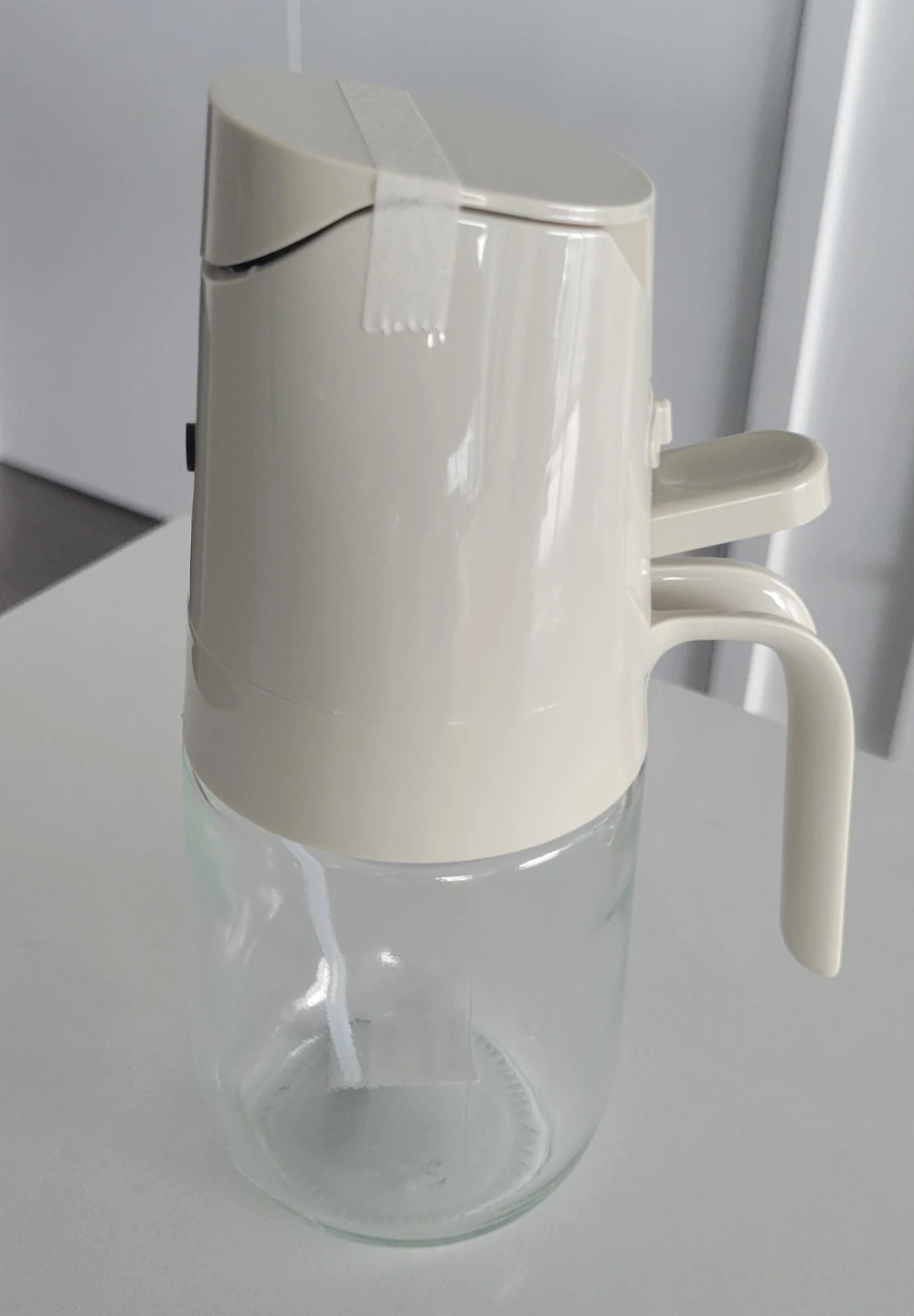 Dual Purpose Oil Sprayer and Dispenser - photo 2