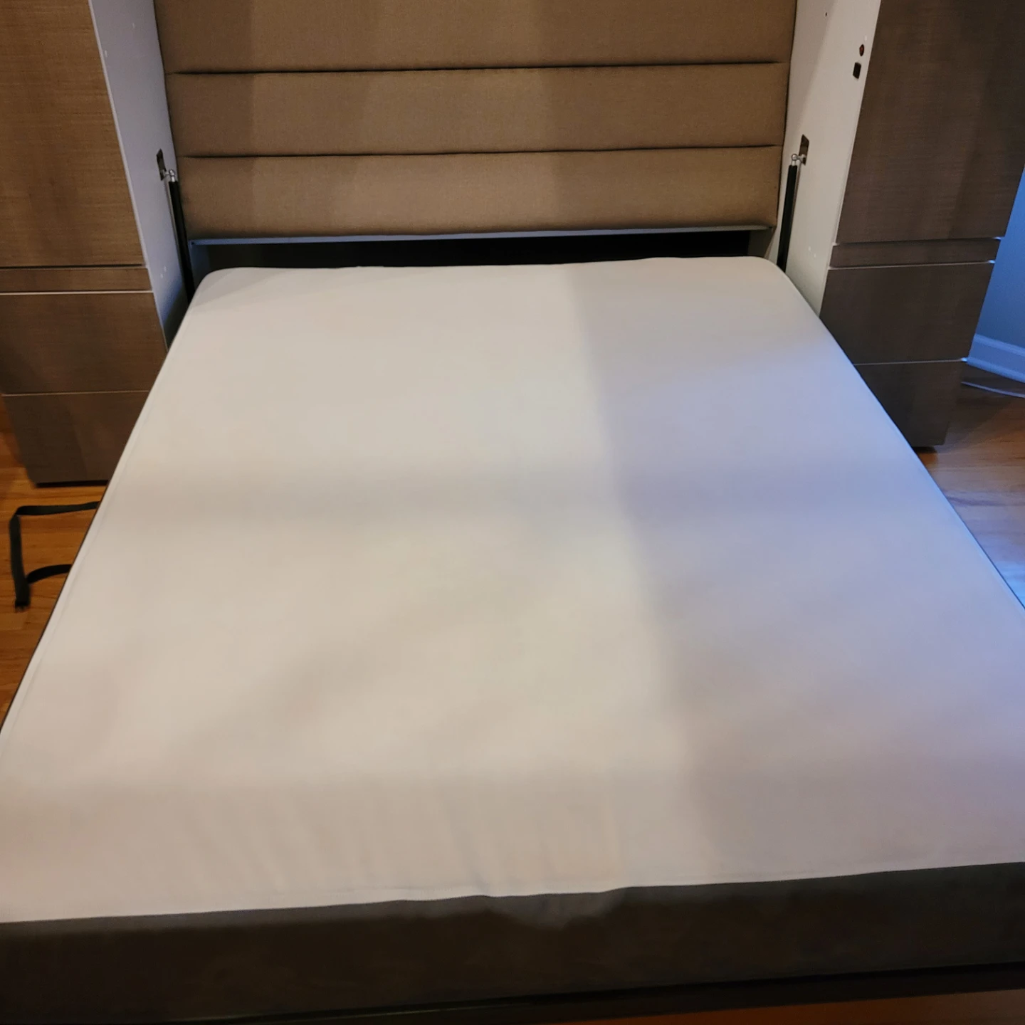 Murphy Bed with Desk and Shelves - photo 4