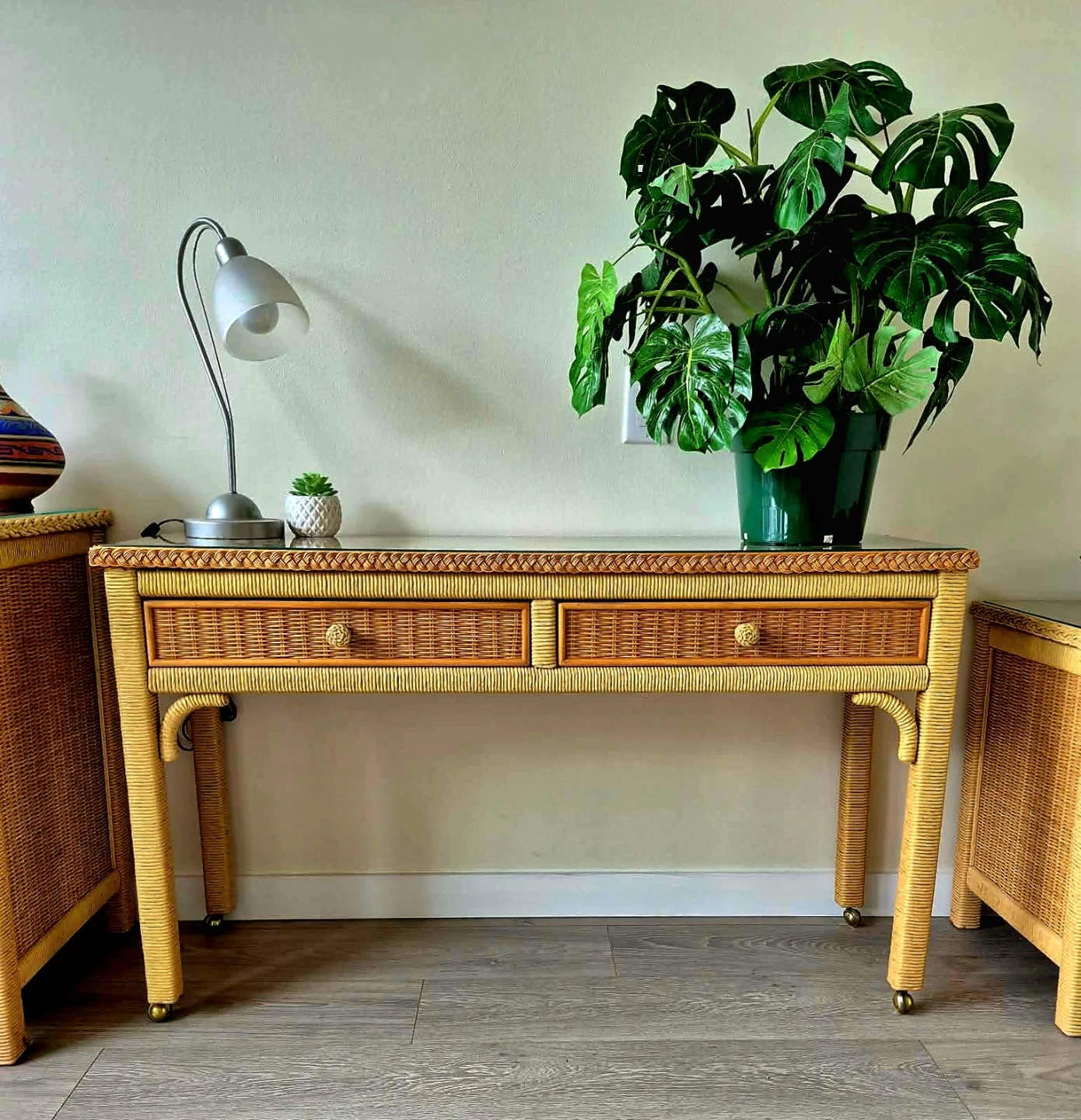 Vintage Rattan Desk /Hallway Table - photo 2