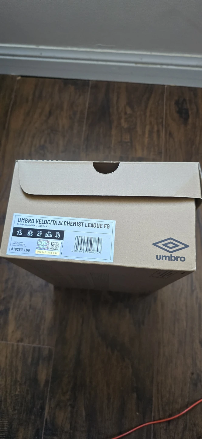 8.5 Umbro Soccer cleats ⚽ - photo 4