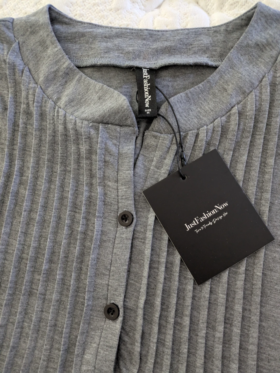 (New) JustFashionNow Grey Ribbed Button-Up Tunic - photo 2