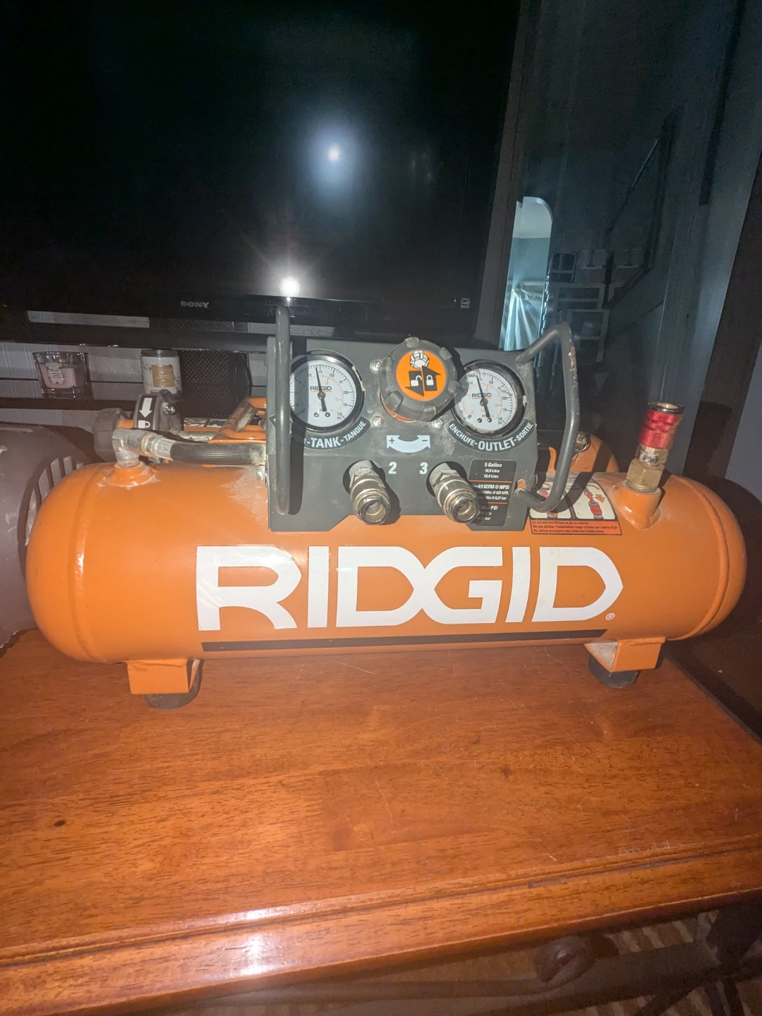 Rigid 5 in 1 Air compressor - photo 2