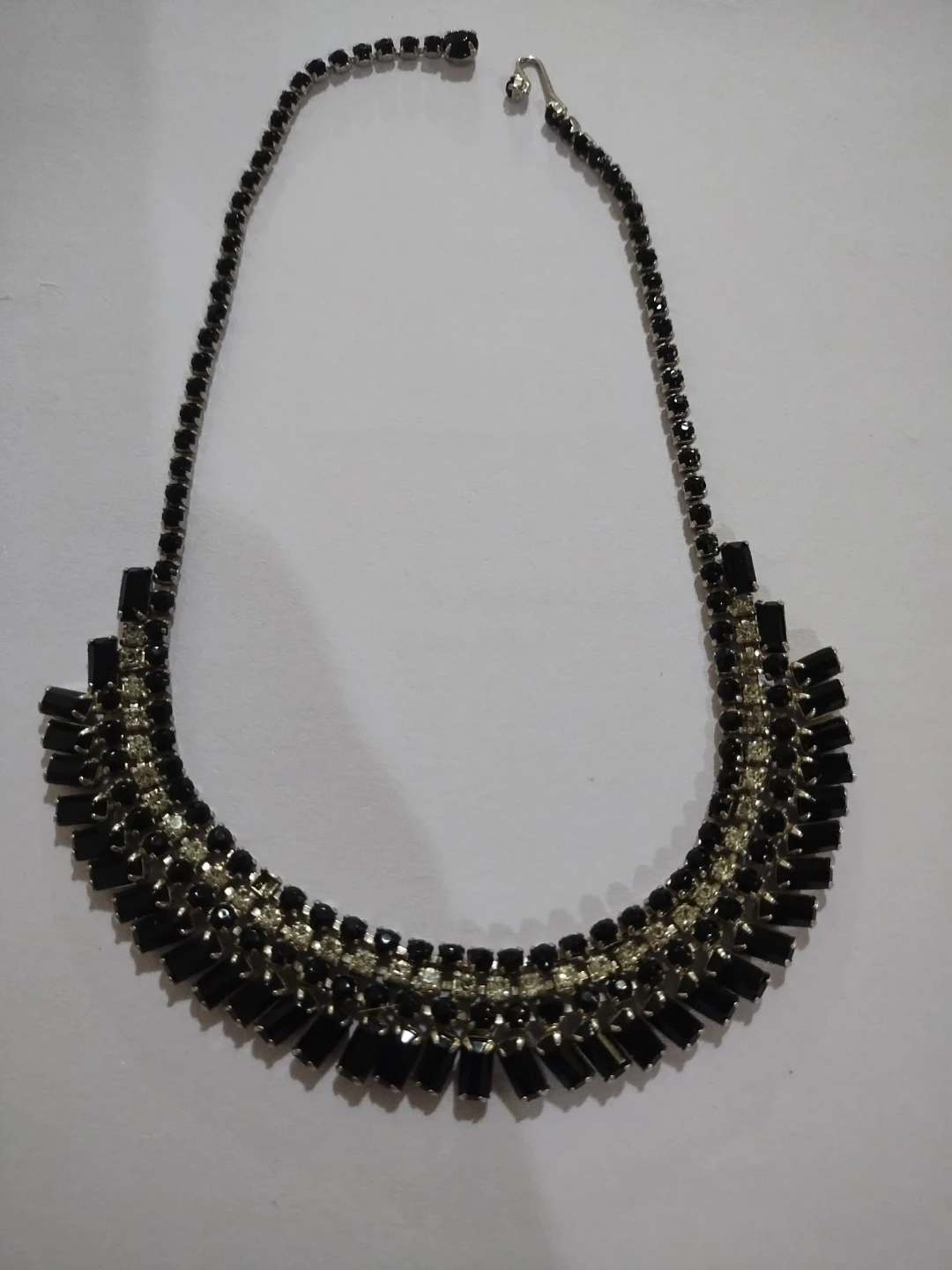 Sparkly Black Rhinestone Statement Necklace