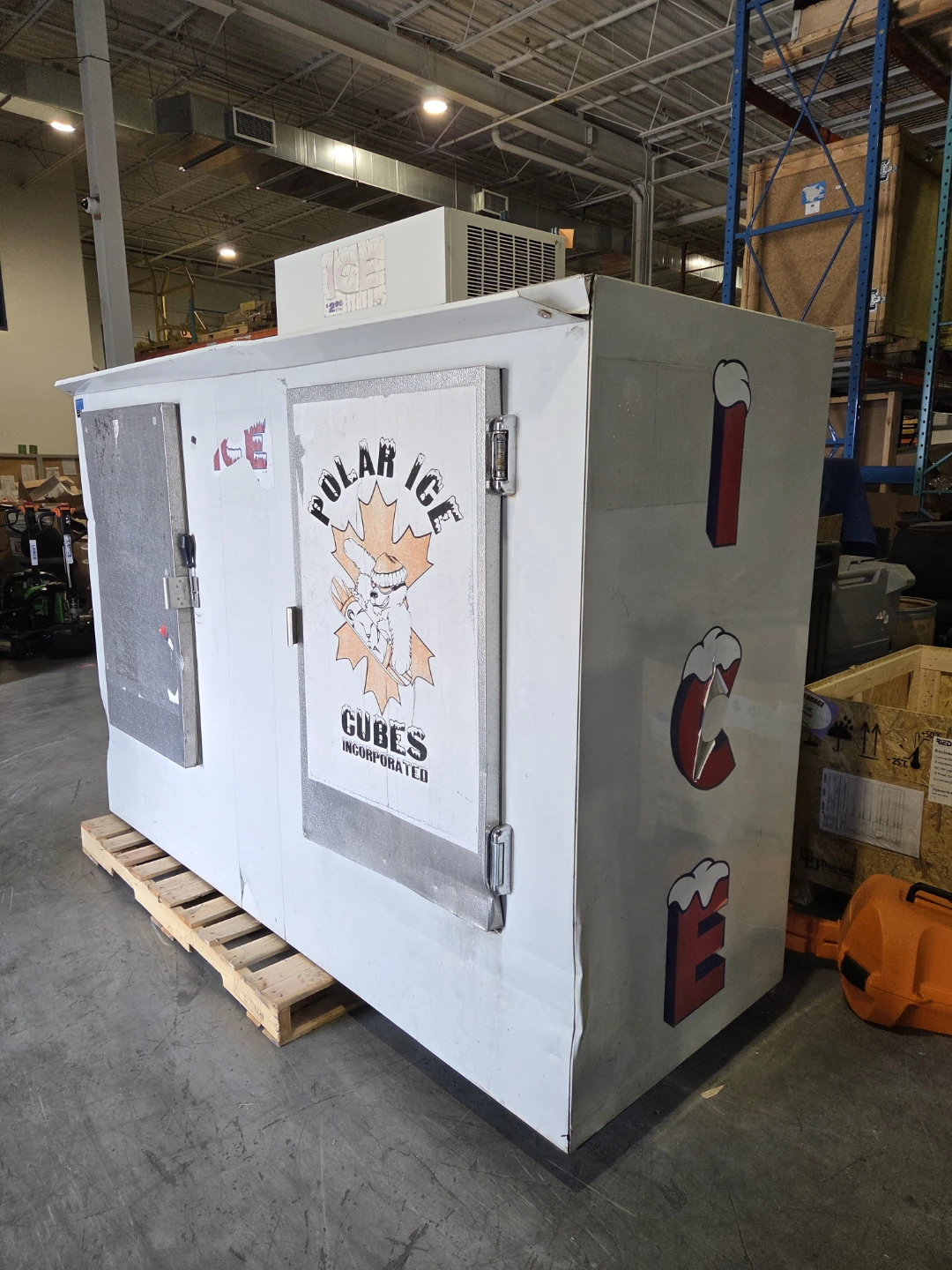 Polar Ice Cubes Incorporated Walk-in Freezer