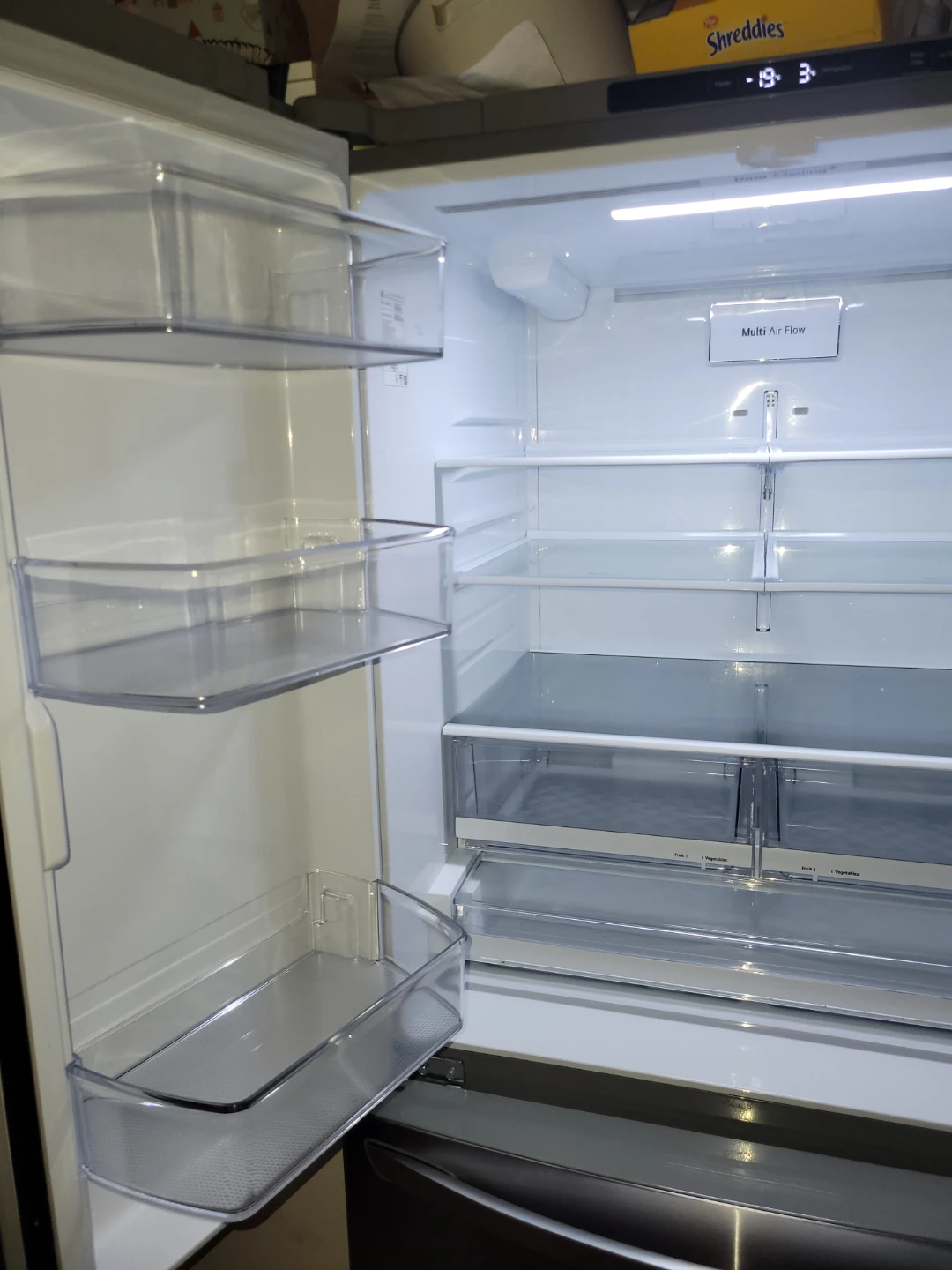 LG Stainless Steel French Door Refrigerator - photo 3