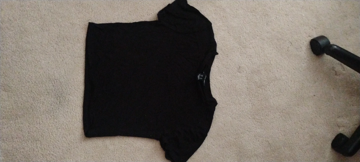 Black Cropped T-Shirt