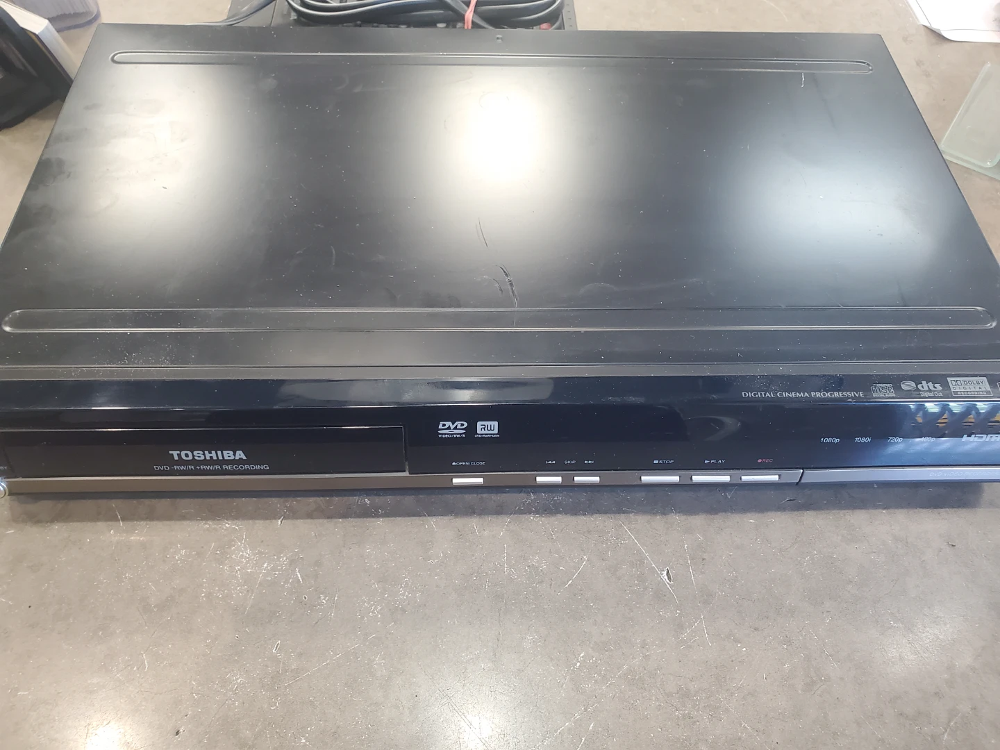 Toshiba DVD Video Recorder D-R7 with Remote