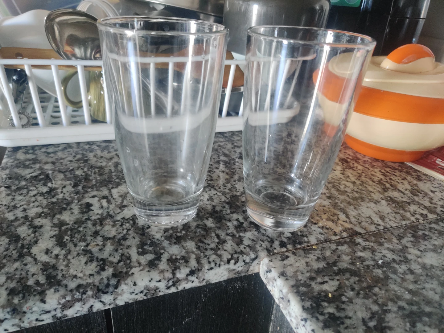 Set of 2 Clear Glass Tumblers