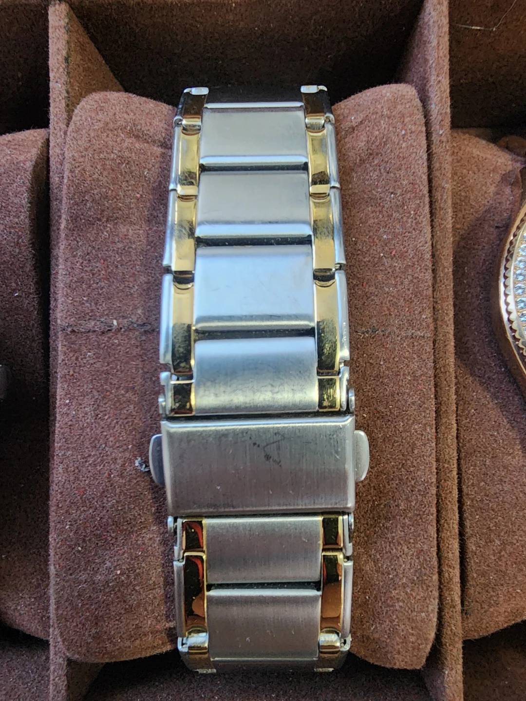 ⚽ Armitron Men's Watch - Silver and Gold Tone - photo 4