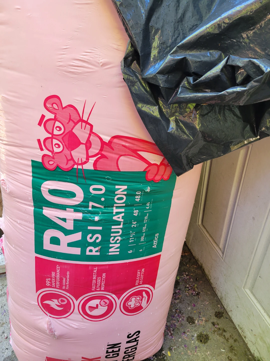 Pink Fiberglass Insulation R40 24" X 48" X 11". $112 retail. - photo 4