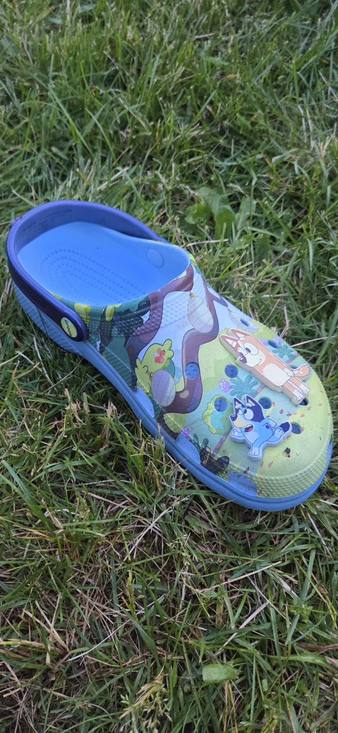 Bluey Crocs Size 10M/12W - photo 2