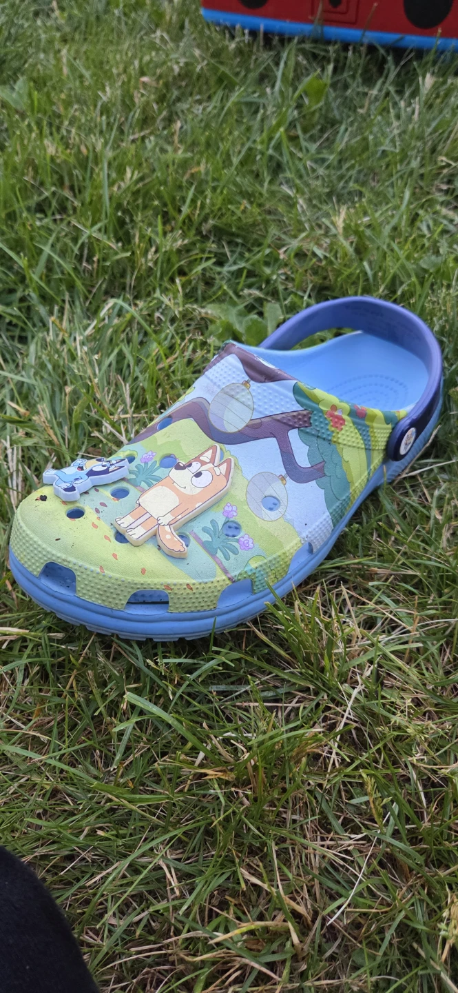 Bluey Crocs Size 10M/12W - photo 3