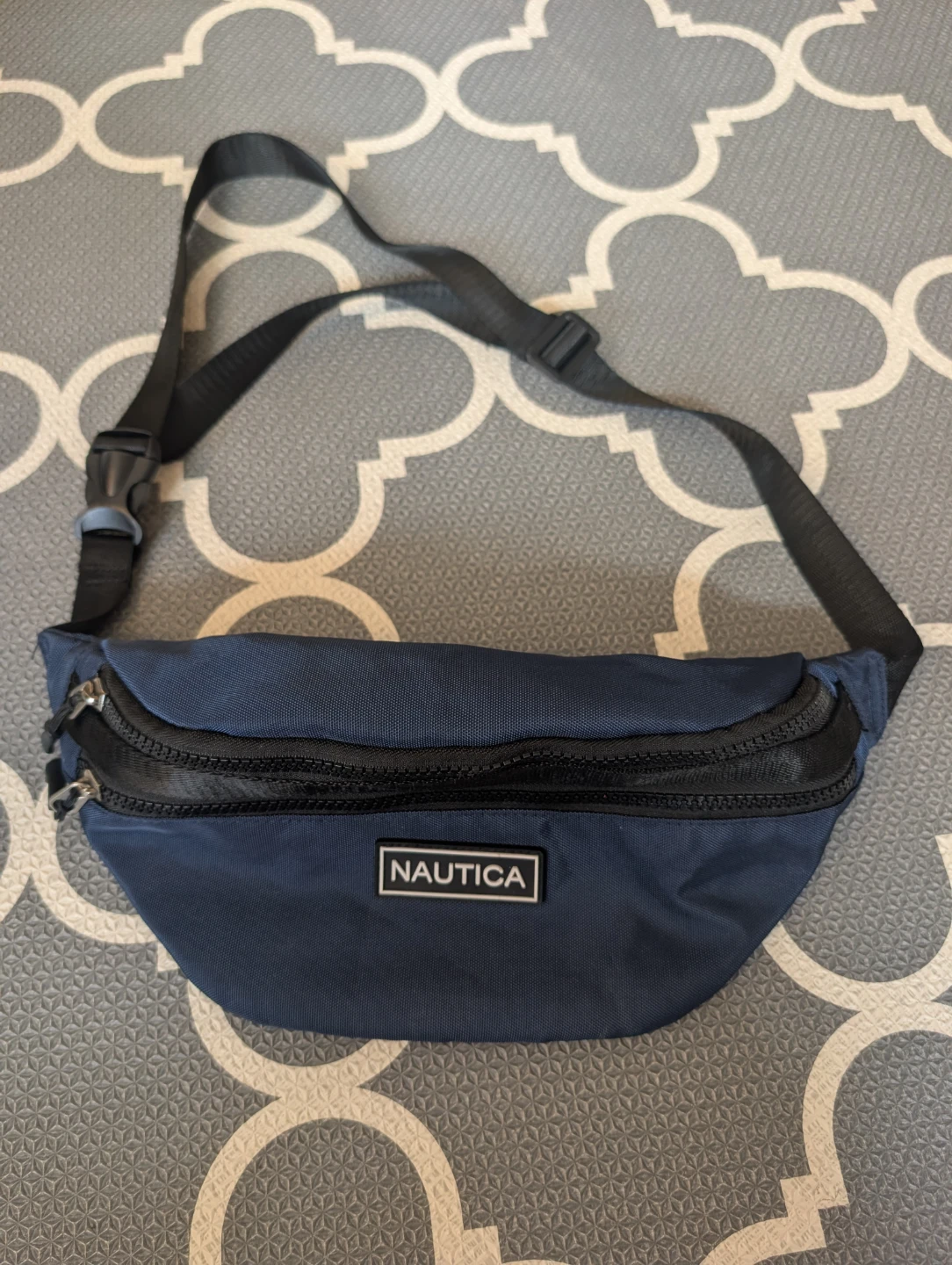 Nautica unisex fanny pack bag