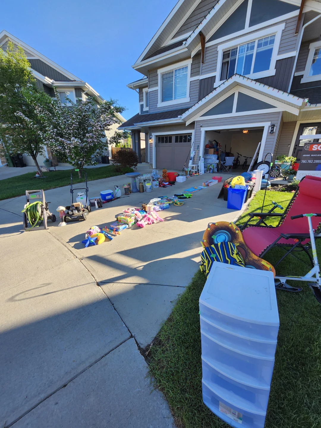 MOVING SALE CHAPPELLE GARDENS
