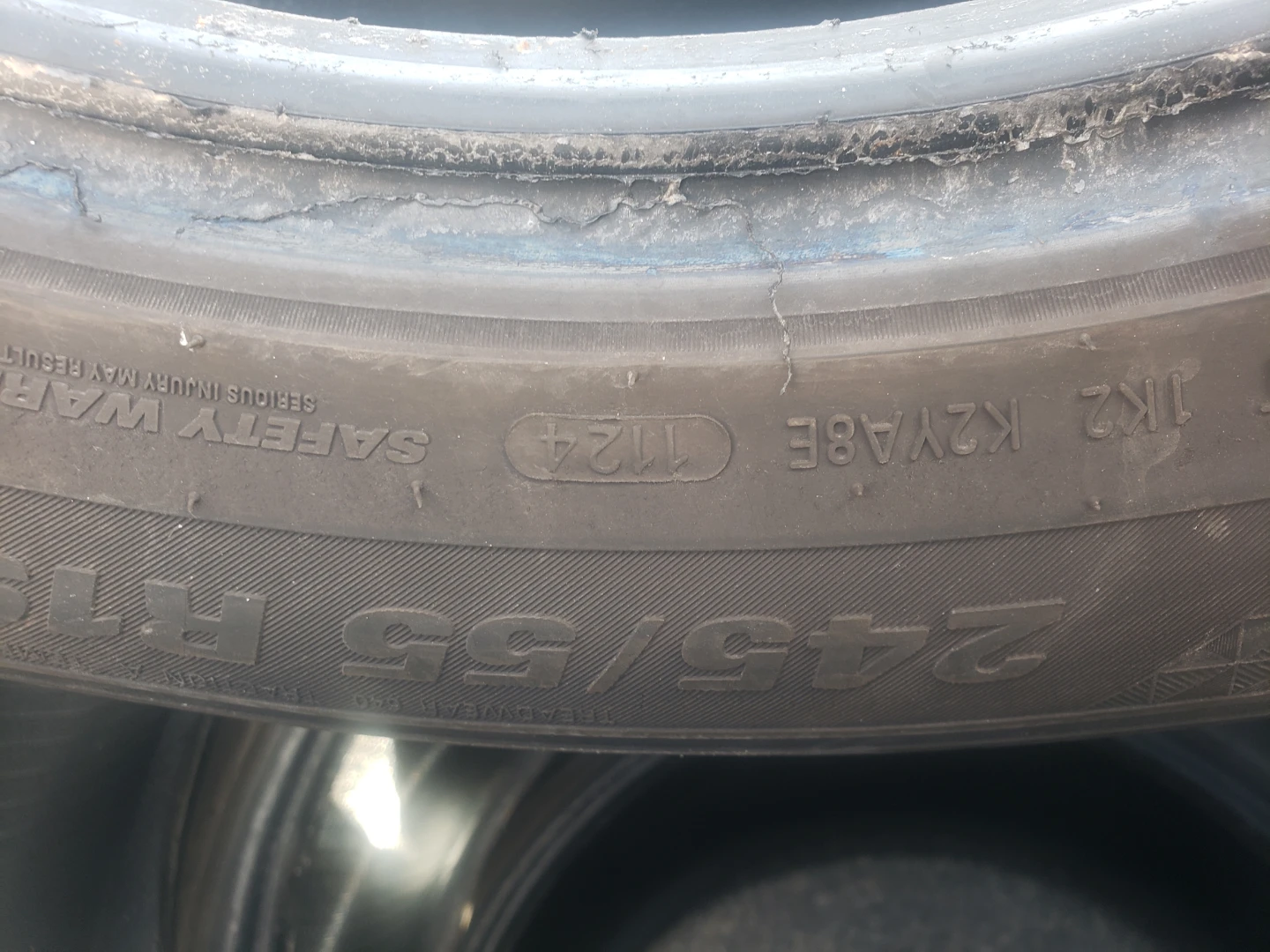 Kumho 245/55 R19 Tires - Set of 4 - photo 3