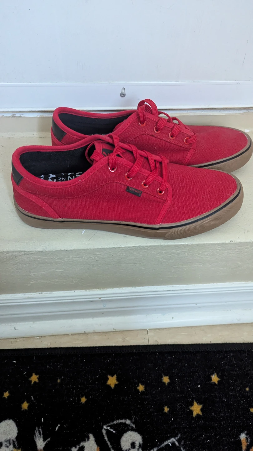 Red Zoo York Shoes (10)
