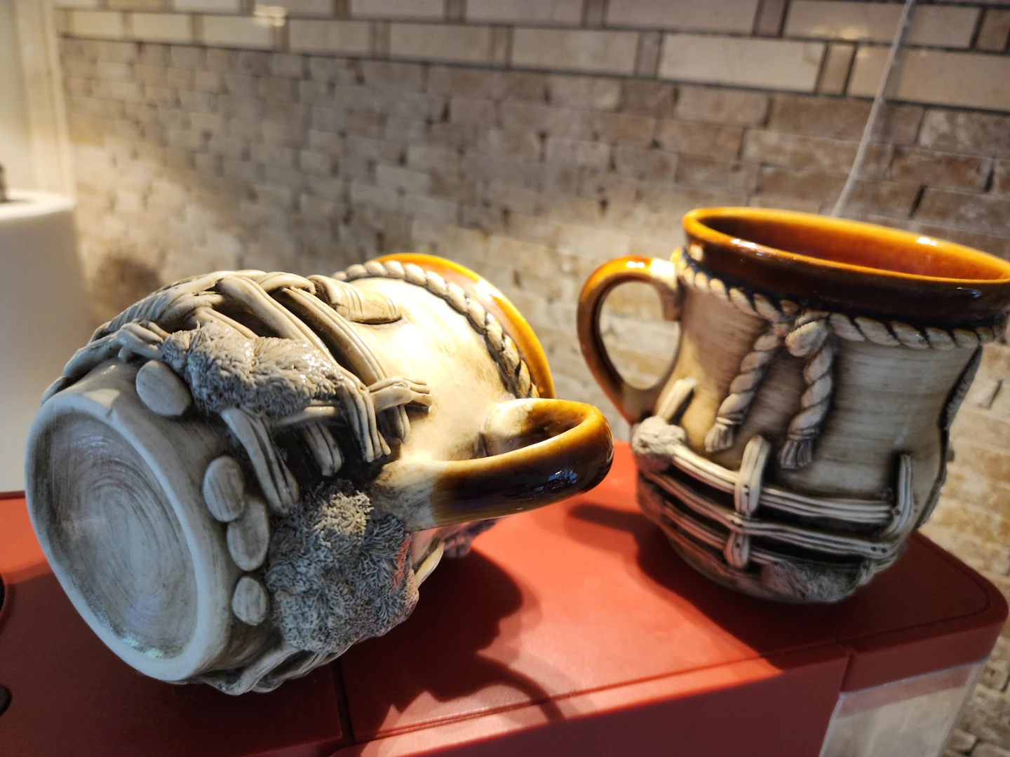 Two Ukrainian Rustic Ceramic Mugs - photo 3