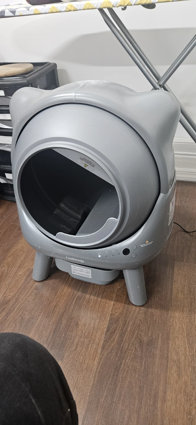 Feelneedy automatic self-cleaning cat litter box - photo 3