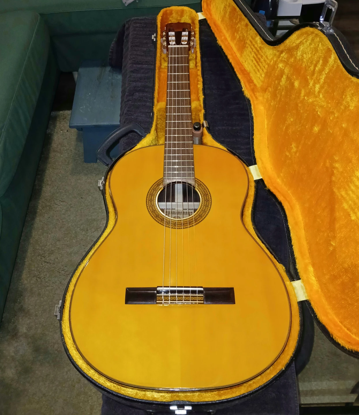Takamine C-128 Vintage MIJ 1978 near mint Classical Guitar