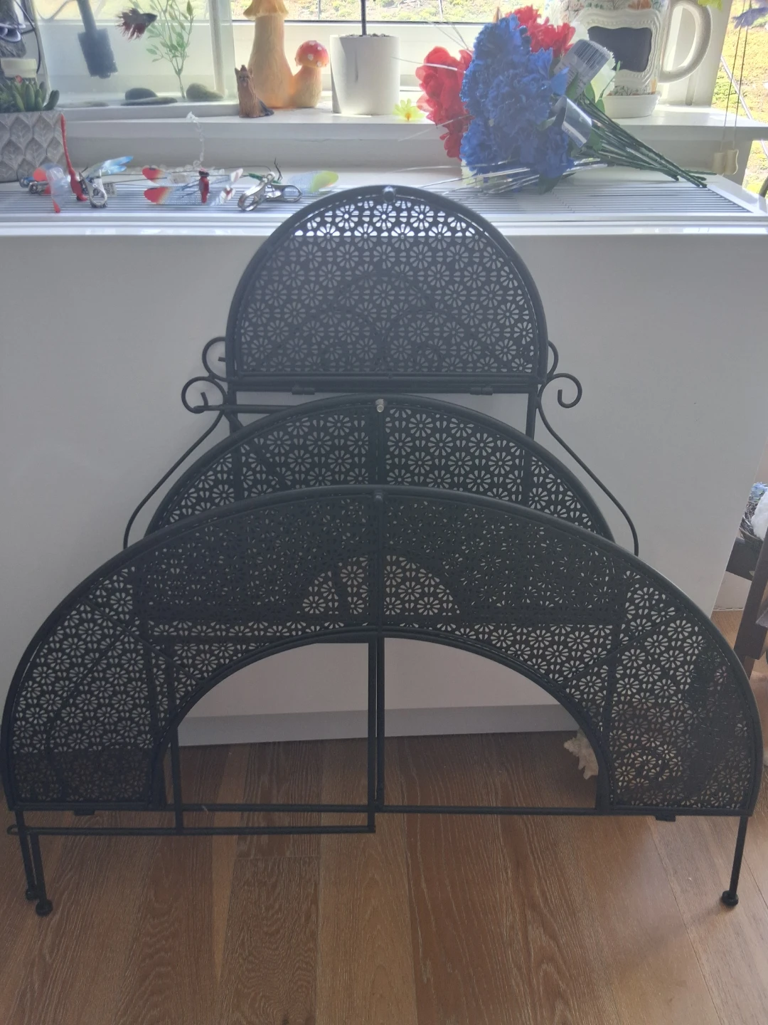 Black Metal 3-Tier Tiered Plant Stand - photo 5