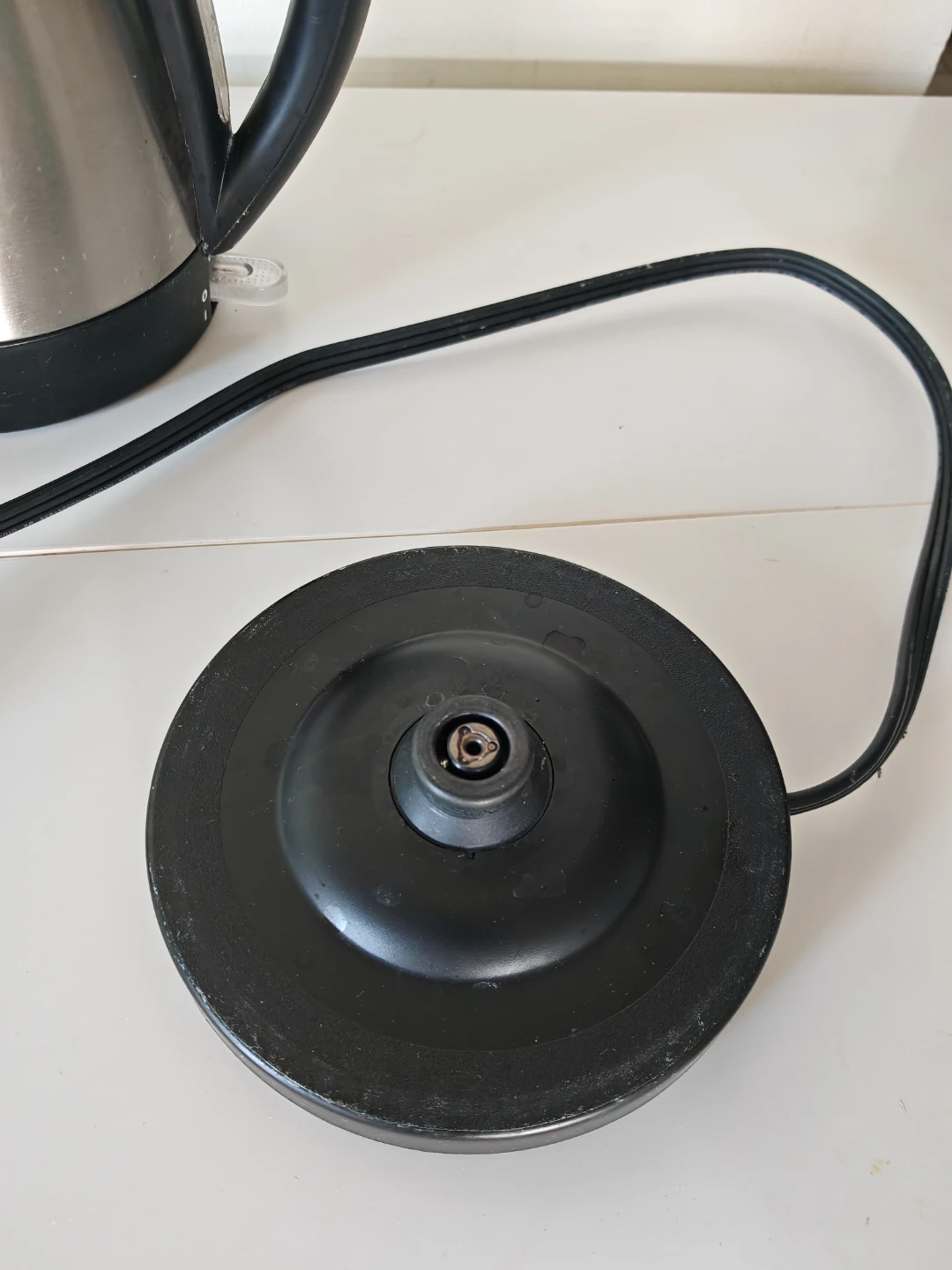 Black & Decker Stainless Steel Electric Kettle 1.7L - photo 3