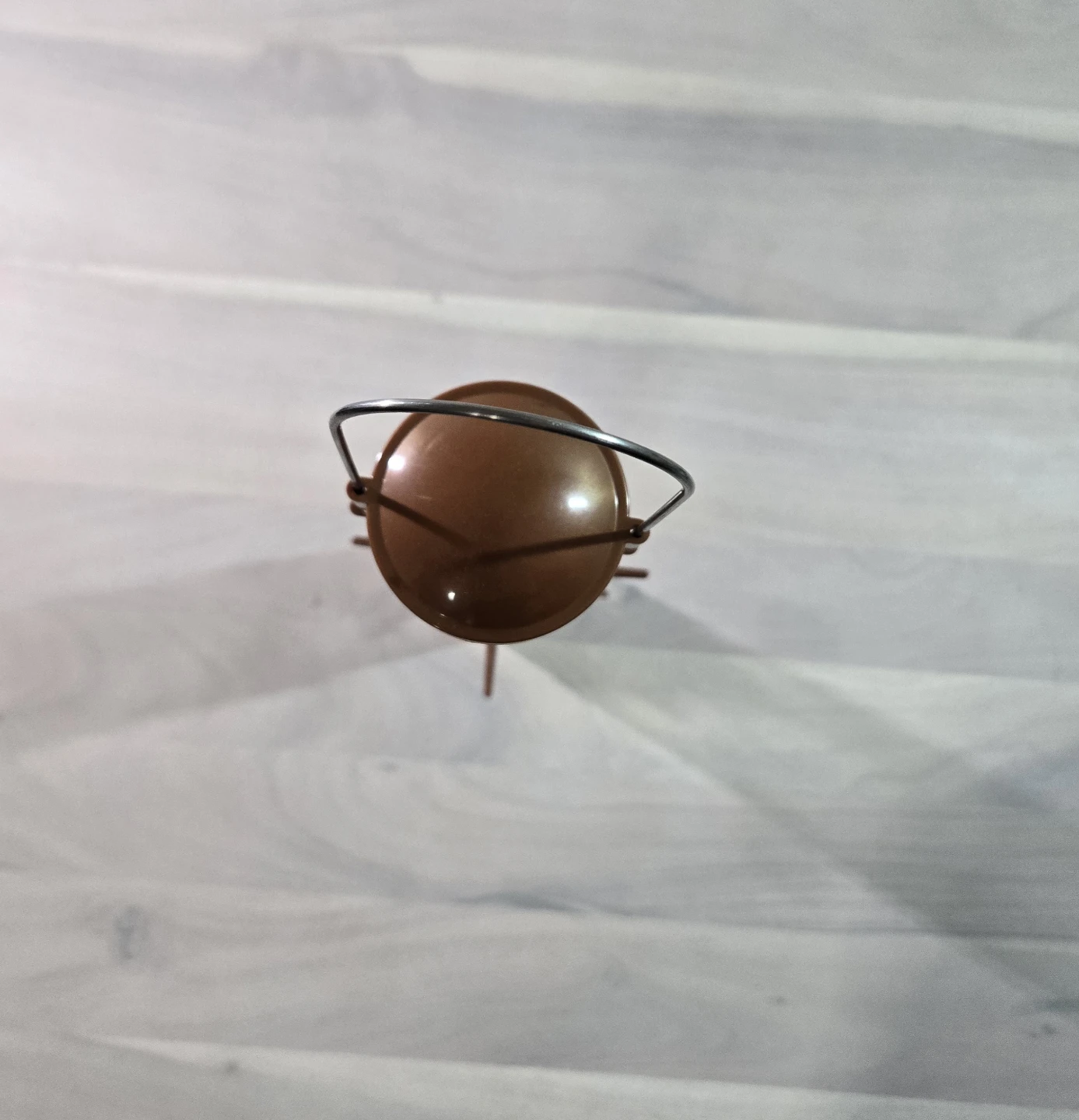 Plastic Brown Leaf Design Bird Feeder - photo 3