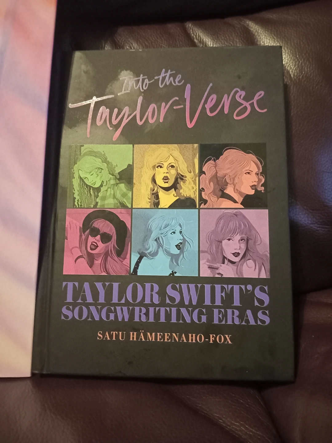 Taylor swift books - photo 3