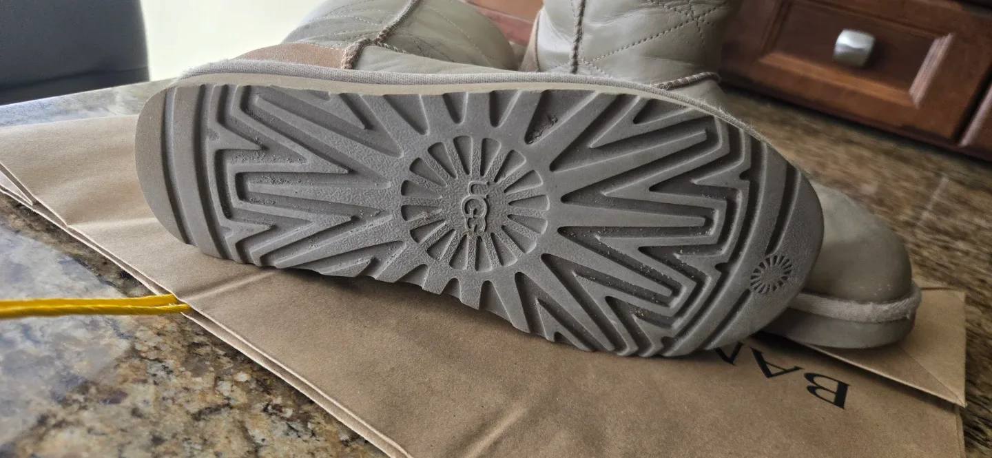UGG Quilted Boots - photo 2